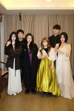 重庆《纯爱悖论》点映车测评
角色:司绎
店家:恋恋笔记本