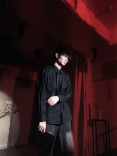 重庆《纯爱悖论》点映车测评
角色:司绎
店家:恋恋笔记本