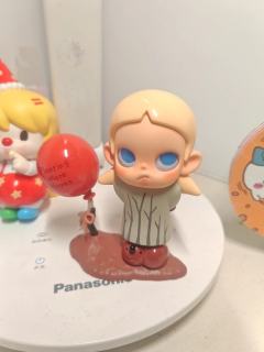 因为瑞幸联名了 Zsiga，于是挑了只喜欢的收了，很可爱