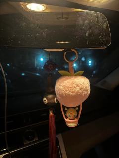 在我家众多粉色系潮玩、玩偶中，我宣布我最爱的还是抱抱幽灵！