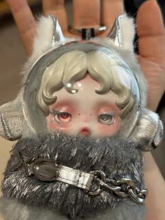 随便入的透明保护面罩跟XG小狼真的毫无违和感！