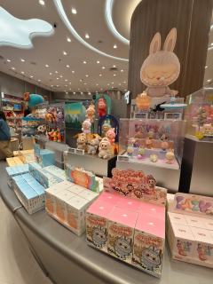 其它也无人问津了...