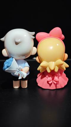 大过年的就不要不开心啦!送你束花花吧、