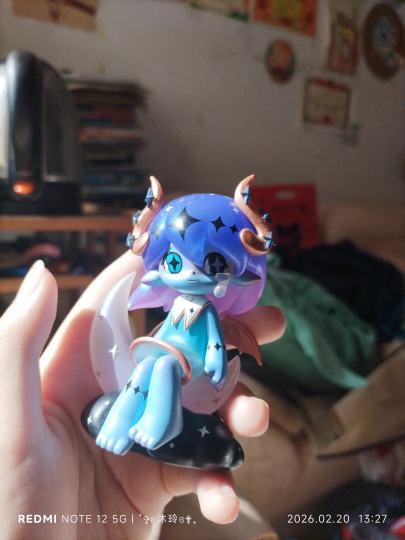 小时候缠着奶奶买的记得是五十左右现在一扫发现已经一百了