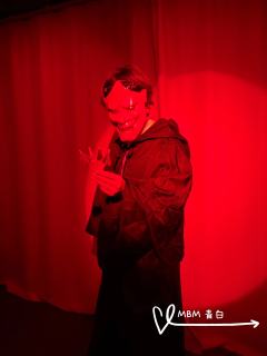 泪儿《青白》测评
地点：MBM & Soda
剧本类型：架空