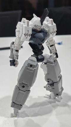 bEXM-016H 波尔塔诺瓦·巨锤

主武器：超·喷射巨锤