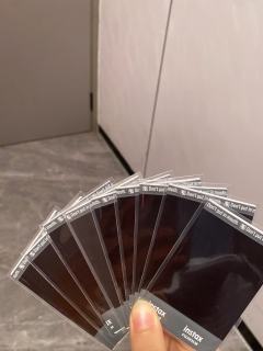 其实是已公开 sr1的满赠拍立得远拍 比复刻清晰很多 欣赏我