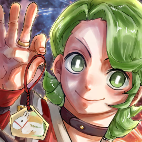 嘿嘿，奖励自己吃一次好的好吧，画的是荷叶的马年，非常之美味好吧，宝宝就是这样笑着去看烟花过年的