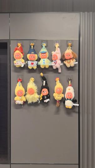 都配好对啦手拉手一起等待情节人呀