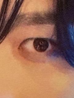 这个色调就是这样的吗，感觉太奇怪了