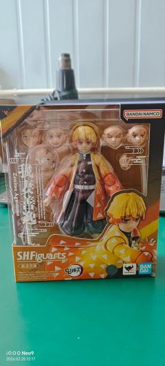 叠劵之后思来想去还是拿下了,这款的面雕相比于炭治郎和蝴蝶忍要