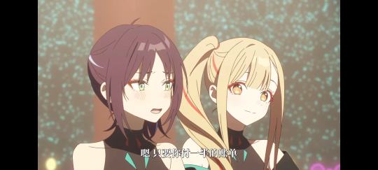 超级无敌好看，画风好看，剧情也超级好看，虽然说是甜番，但是我中途看哭了四次