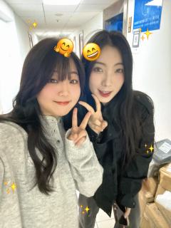 塑料温室
“那就让温室燃烧吧,只有灰烬能长出我们的春天。”