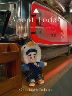 企鹅先生日常陪伴
找到一家很不错的咖啡馆
西柚美式加冰🧊
