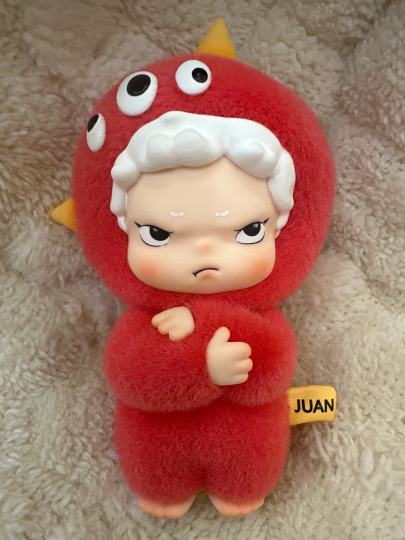 可可爱爱的嗷呜怪，奶凶奶凶的