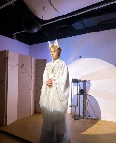 ⚖️即使人不在，也努力端水，主打人前人后一个样
真的需要很多