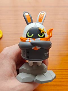 可爱的招财布和伊埃斯！