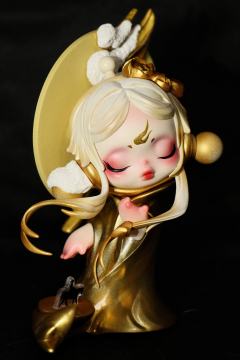 也许金色闭眼驭长风更有韵味
节前最后一只改娃给到SP
背板祥