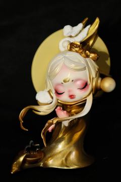 也许金色闭眼驭长风更有韵味
节前最后一只改娃给到SP
背板祥