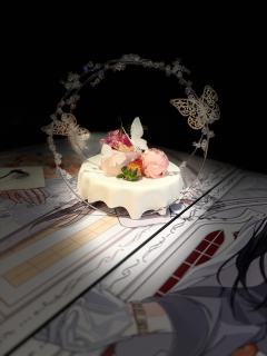 线下打卡天官赐福快闪店，满赠小卡和红包🧧都很合心意❤️，开