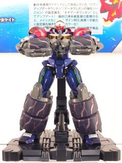 AMAKUNI 合金成品 GEAR战士电童 新展示
独角兽钻