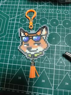 最近迷上了拼豆，当做出卡满赠刚刚好