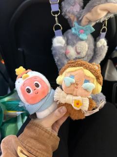 毛绒绒暖呼呼毛绒挂件的重量差异真的不明显，一般人真的掂不出实