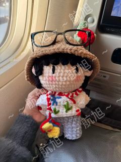 嘿嘿地球超新鲜造型太可爱啦～
打版出来啦帽子眼睛和上衣皆可拆