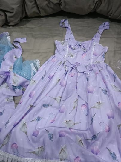 不混这个圈子，但是真的想知道这个衣服叫什么？