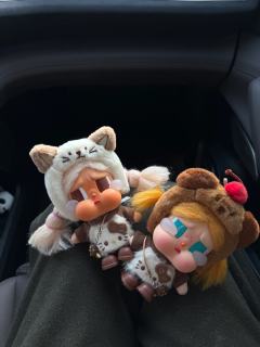 沙滩小憩也收入囊中啦 🏖️
真的是太难取舍
带着两姐妹一起