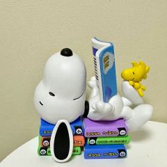 史努比看书的模样好可爱