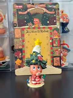 星星人圣诞树🎄吊卡拥有啦！
首发没有抢到，看了看千岛差不多