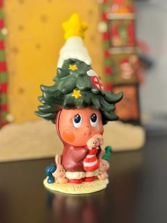星星人圣诞树🎄吊卡拥有啦！
首发没有抢到，看了看千岛差不多