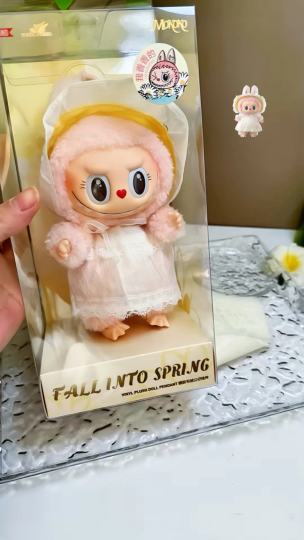 要不是自己摸到，我真不信一百多能买到这品质！

姐妹们看图！😍这光泽、这质感，这品相，可太对得起这价了，之前买过一个便宜一点的，收到货直接秒退了！终于叫我找到这个高级的了，版型巨正，细节很到位啊！ 
