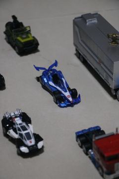 要说今年玩的最佳的玩具，我给布鲁可积木车系列投上一票
第一弹