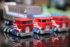 要说今年玩的最佳的玩具，我给布鲁可积木车系列投上一票
第一弹