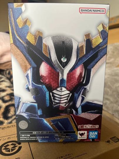 年度最大cjb🤣👌海帕甲斗唯一指定人型配件包🤣👌 刚出官图的时候什么代拍，导购全来了，指望这玩意能上4位数，一出货直接现原形；本身牢素体素质就不够高，再加上仅头雕和胸甲的新规➕很一般的品控，能维持在原