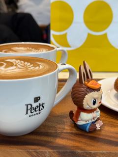 ☕️🥯Zimomo温暖毛衣吊卡～最迷你的早餐咖啡搭子
☕️