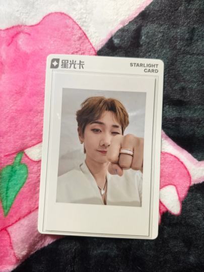 哥哥帅帅的，很安心