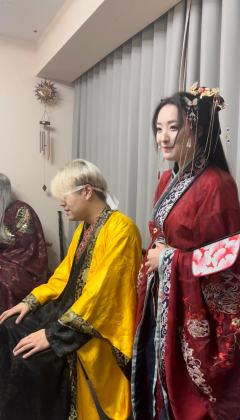 「本座今日想送你一份礼物
         ——想不想，再见