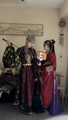 「本座今日想送你一份礼物
         ——想不想，再见