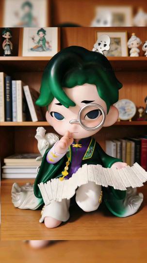 青衫绿鬓，执卷凝眸，玉指轻拈，墨香盈袖。不语之间，藏春秋。