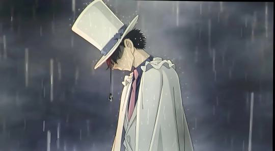 假死的爸  没影的妈  宿敌的哥哥  破碎的家
憎恨的青梅和暗恋自己的她  迷离的感情玩弄着他
为父报仇的心和青梅的爸  做了“坏事”还不愿麻烦那位警官
无望的人生  无情的老天  将他玩弄于股掌之间