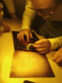 第一次玩莫慌的恐怖本哭了。真的一点都不恐怖，反而很温暖很温馨