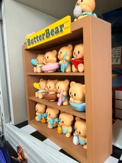 后面的那个图案板子不好弄，偷懒省了，但是摆出来效果还是不错的