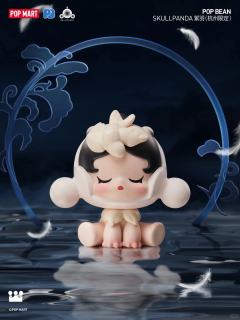 城市限定的最后一站
SKULLPANDA漫步于
烟雨朦胧的江