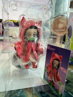 中午托同事去快闪店随便拿了三盒这次的鬼灭手办，直接开了弥豆子