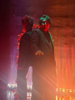 尼莫点，离这里最近有人类触摸的地方是400公里高空的空间站
