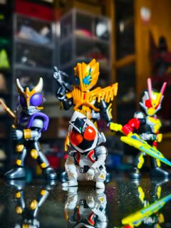 积木人﻿小队又一波
万代等待系列fourze蹲姿超有范
布鲁