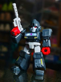 积木人﻿小队又一波
万代等待系列fourze蹲姿超有范
布鲁